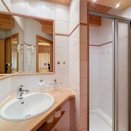 Boissiere 130 Magnificent 3 Bedrooms In A Quiet Neighborhood Apartment Verbier